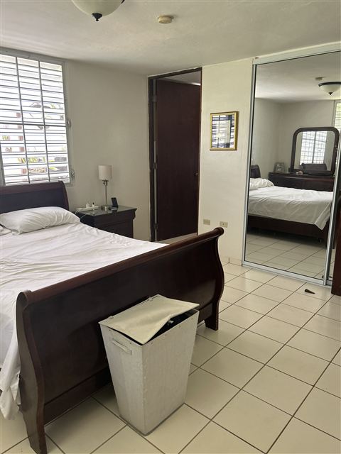 Dormitorio principal, vista hacia el pasillo